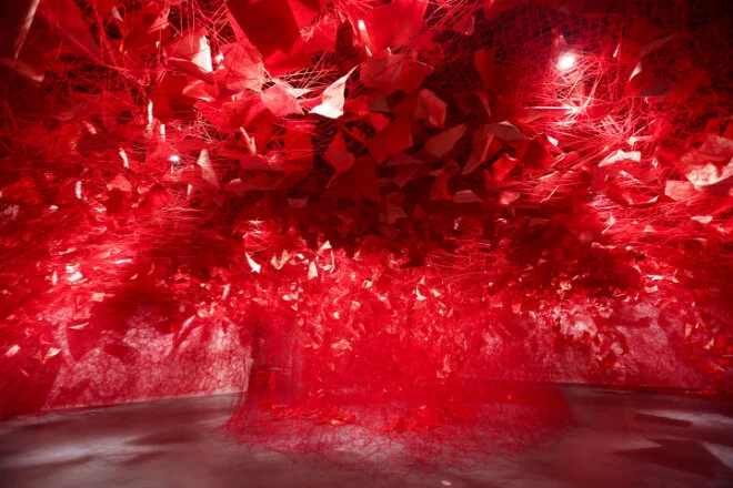 CHIHARU SHIOTA–塩田千春